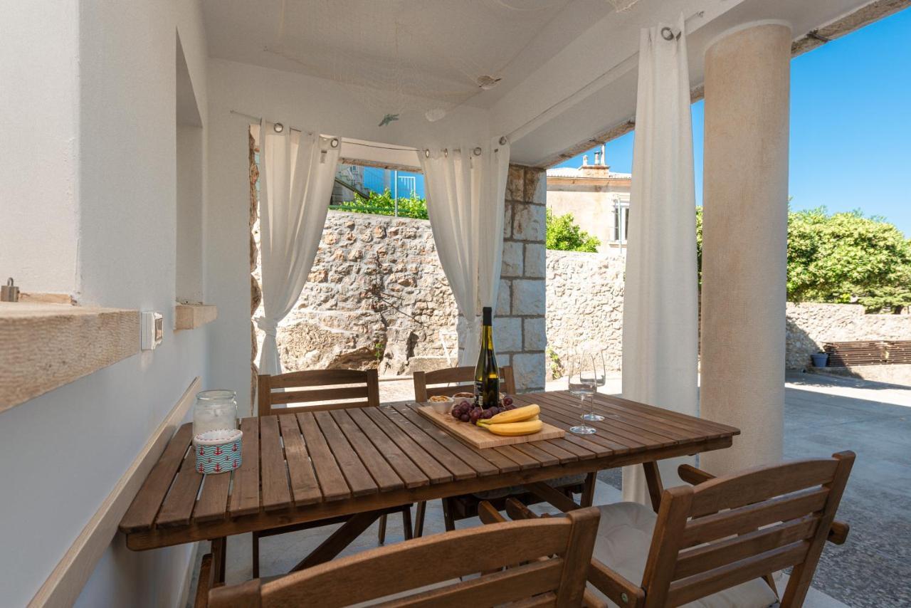 Apartment Near Old Town, Free Parking & Huge Garden Dubrovnik Exterior photo